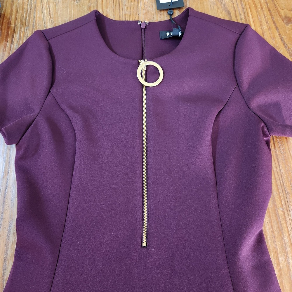 DKNY Burgundy Scuba Dress 6 NWT Short Sleeve Pockets A-Line Knee Length Gold Zip - Picture 5 of 16